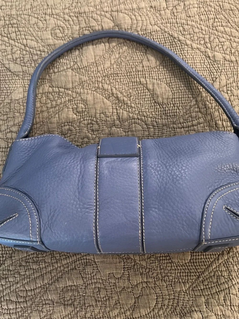 Ann Taylor Periwinkle Light Blue Pebbled Leather Magnetic Clasp Handle Clutch